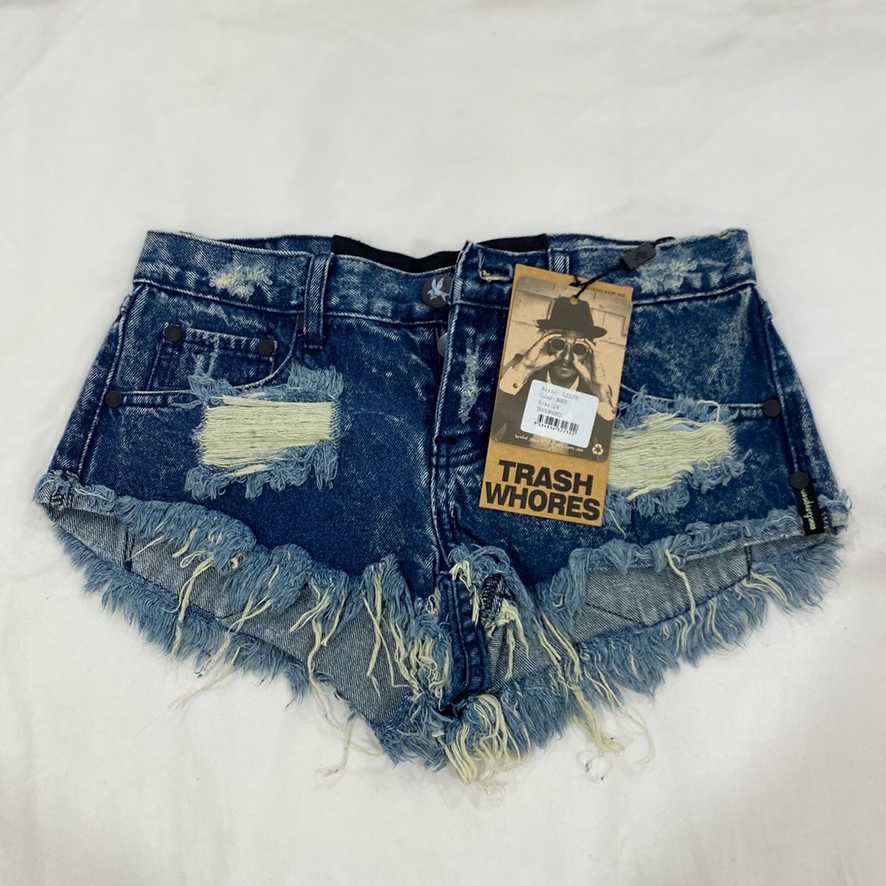 One teaspoon denim shorts size 24 new
